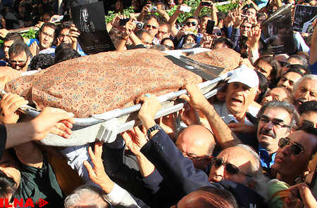 مراسم تشییع سیمین بهبهانی