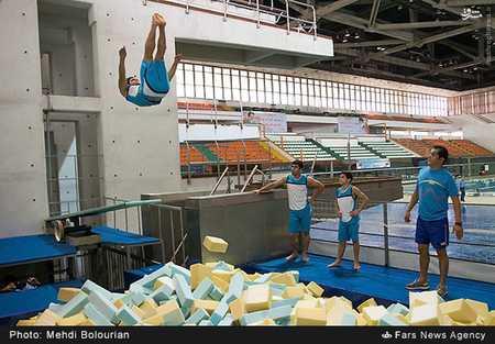 استخر ابری برای شیرجه زنان