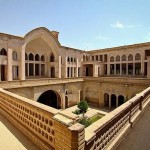 استقبال مسافران از خانه ملاصدرا استقبال مسافران از خانه ملاصدرا