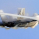 شکسته شدن دیوار صوتی توسط جت