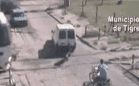 دو تصویر متحرک حادثه ای و دیدنی 2013-06-16_003512