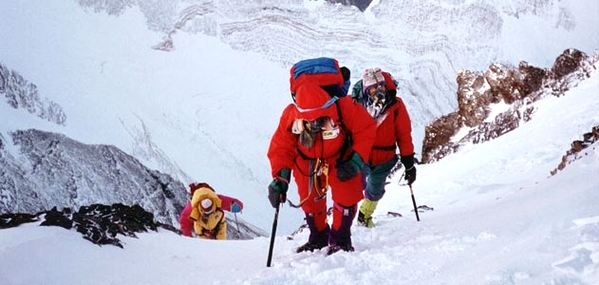 علت مرگ کوهنوردان اورست چیست؟ / کوهنورد کیست؟ 2013-08-18_003305