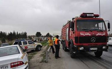 تصادف زنجیره ای در بزرگراه آزادگان تصادف زنجیره ای در بزرگراه آزادگان