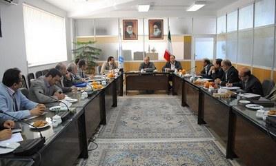 بازدید خانی پور از مرکز تحقیقات شیلات دکتر کیوان لاهیجان بازدید خانی پور از مرکز تحقیقات شیلات دکتر کیوان لاهیجان