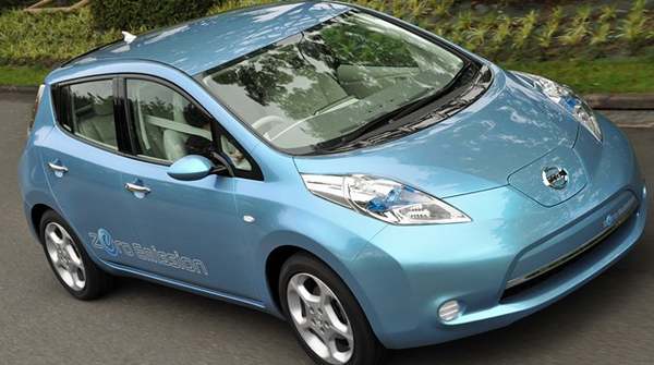 عکس هایی از خودروی جدید نیسان لیف” Leaf leaf nissan charging (1)