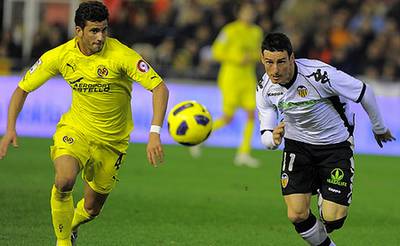 ویارئال ۴ بر ۱ والنسیا را در هم کوبید / لالیگا j9g9e5bq