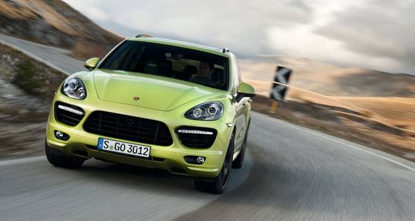 قیمت خودروهای بالای ۲۵۰۰ سیسی/ پراید گران شد قیمت خودروهای بالای ۲۵۰۰ سیسی/ پراید گران شد