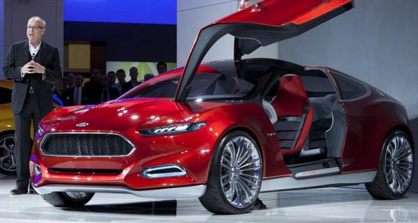 رونمایی از فورد موستانگ ۲۰۱۵ + عکس رونمایی از فورد موستانگ ۲۰۱۵ + عکس