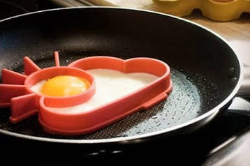 یک صبحانه خوشمزه و شیک درست کنید یک صبحانه خوشمزه و شیک درست کنید