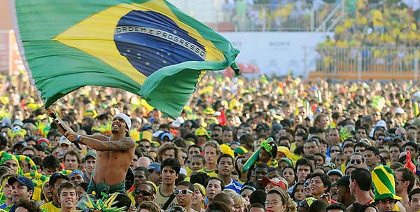 با گرانی بليت هواپيماهای جام جهاني ۲۰۱۴ مقابله می کنیم با گرانی بليت هواپيماهای جام جهاني ۲۰۱۴ مقابله می کنیم