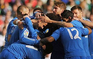 رئال مادرید ۵ رئال بتیس ۰ /صعود موقت به رده دوم جدول رئال مادرید ۵ رئال بتیس ۰ /صعود موقت به رده دوم جدول