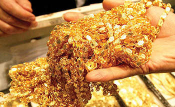 کاهش قیمت طلا در بازار امروز + جدول کاهش قیمت طلا در بازار امروز + جدول