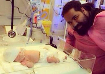 رضا صادقی پدر شد + عکس رضا صادقی پدر شد + عکس