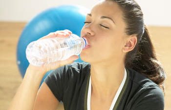 آب فراوان ننوشید !! آب فراوان ننوشید !!