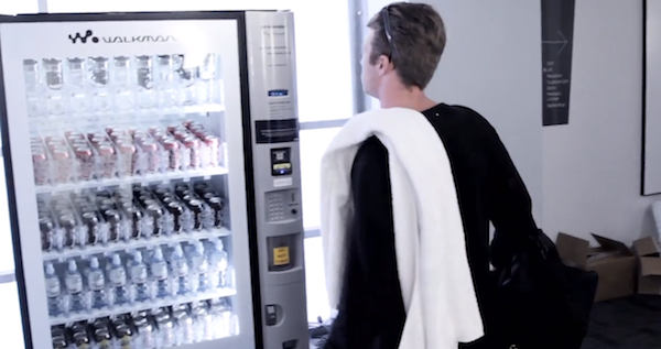 عرضه Mp3 Player های Sony غوطه ور در آب ! bottled walkman sony