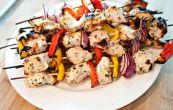 طرز تهیه کباب مرغ یونانی طرز تهیه کباب مرغ یونانی