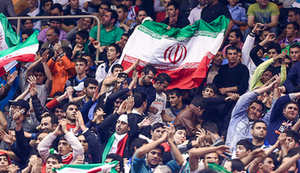 سالن لافروم در تسخیر ایرانیها / جشن قهرمانی آزادکاران سالن لافروم در تسخیر ایرانیها / جشن قهرمانی آزادکاران