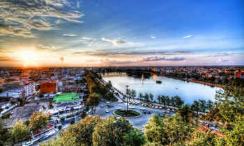 حضور میلیونی گردشگران نوروزی در لاهیجان حضور میلیونی گردشگران نوروزی در لاهیجان