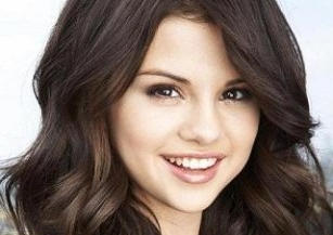 بیوگرافی کامل سلنا گومز + عکس بیوگرافی کامل سلنا گومز + عکس