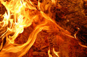 مرگ مجری صداوسیما در میان شعلههای آتش مرگ مجری صداوسیما در میان شعلههای آتش