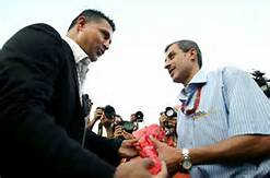 عکسی که پس از ۳۶ سال، جنجالی شد 2014-04-03_004011