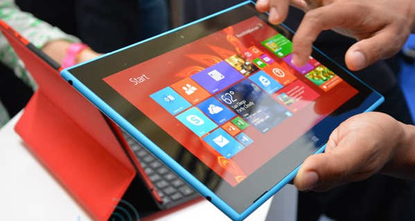 هشدار نوکیا : تبلت لومیا ۲۵۲۰ را شارژ نکنید ! Nokia Lumia 2520 Tablet