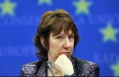 «کاترین اشتون Catherine Ashton » مادر زن شد ! «کاترین اشتون Catherine Ashton » مادر زن شد !