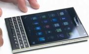 گوشی جدید و سفید Blackberry Passport + عکس گوشی جدید و سفید Blackberry Passport + عکس