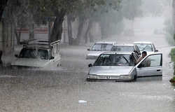 هواشناسی/ بارش باران و سیلاب در ۱۰ استان کشور بارش باران و سیل / پیش بینی هواشناسی