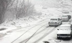 پلیس راه گیلان : وجود یخ بندان و تردد با زنجیر چرخ برف و یخبندان در گیلان