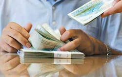 اعلام افزایش حقوق کارمندان دولت در سال ۹۴ حقوق کارمندان دولت