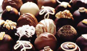 تهیه شیرینی شکلاتی با مغز میوه های خشک/ آموزش 2015-01-13_124921