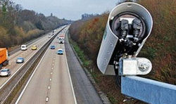 ۱۸۸۰ دوربین کنترل سرعت در هر ۲۰ کیلومتر نصب شد 2015-03-30_005310