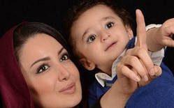 عکس های جدید «شیلا خداداد» در کنار همسر و فرزندش 2015-04-01_020609