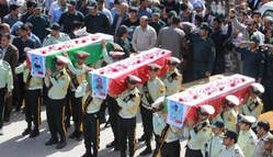 عاملان ترور ۳ مامور نظامی در ۱۳ نوروز اهواز دستگیر شدند 2015-04-07_122455