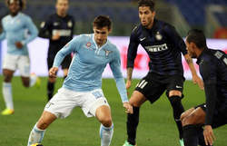 اینتر به سختی پیروز لاتزیو ۹ نفره شد 2015-05-11_211819