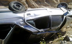 واژگونی پژو ۴۰۵ در اردبیل و مصدوم شدن ۴ سرنشین 2015-06-01_011324