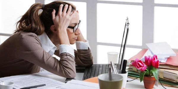 حفظ سلامت و تناسب اندام افراد پشت میز نشین 2015-08-06_004357