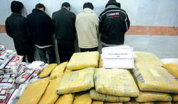 ۲۶۸ کيلوگرم مواد مخدر در مهريز یزد کشف شد. 2015-08-13_144757