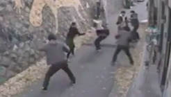 کتک خوردن ۶ مرد مزاحم از یک دختر کره ای + فیلم 2015-08-19_011249