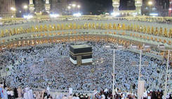 عمل خلاف قانون پلیس، در کنار کعبه + عکس 2015-08-29_123752