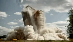 عملیات بمب گذاری و تخریب ناموفق ۱۱ ساختمان + فیلم 2015-09-07_194715