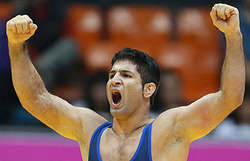 سعید عبدولی ۸ بر صفر / نتایج کشتی فرنگی ۲۰۱۵ 2015-09-07_235852