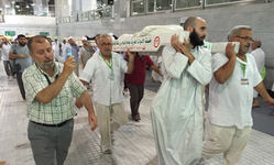 پیکر ۷ تن از جان باختگان حادثه مکه به تهران آورده شد تشییع پیکر جان باختگان حادثه مکه