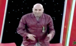 فیلم / اجرای استند آپ کمدی «علی مسعودی» در خندوانه فیلم / اجرای استند آپ کمدی «علی مسعودی» در خندوانه