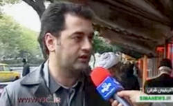 فیلم / واکنش آذری زبان ها به توهین در « برنامه فیتیله » 2015-11-10_023139