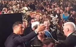 فیلم / سلفی مردم با کریستیانو رونالدو در ۱ ثانیه فیلم / سلفی مردم با کریستیانو رونالدو در 1 ثانیه