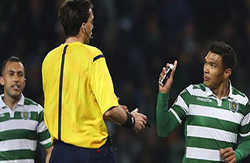 فیلم / حرکت جنجالی و شادی پس از گل با اسپری داور ! فیلم / حرکت جنجالی و شادی پس از گل با اسپری داور !