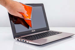 آموزش روش پاک کردن صفحه نمایش لپ تاپ، کامپیوتر و تلویزیون آموزش روش پاک کردن صفحه نمایش لپ تاپ، کامپیوتر و تلویزیون