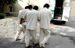 تهران ؛ غافلگیری و دستگیری سارقان مسلح طلافروشی تهران ؛ غافلگیری و دستگیری سارقان مسلح طلافروشی